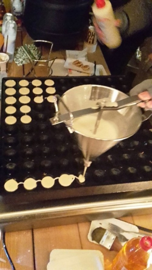 Poffertjesplaat 100 dops